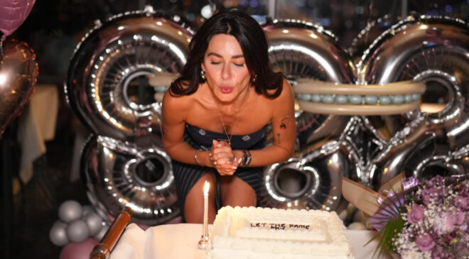 Nesrin Cavadzade Mısır’a gitti! Tatil pozları beğeni aldı