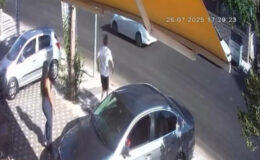 Nevşehir’de araçta bırakılan çocuk, el frenini indirdi: İmdadına esnaf yetişti