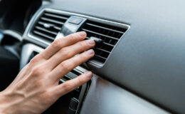 Otomobil klimasını açmadan yapan yaşadı! Sıcaklık 1 dakikada 10 derece birden düşüyor