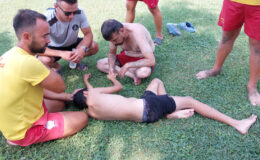 Samsun’da boğulma tehlikesi geçiren çocuğu babası kurtardı