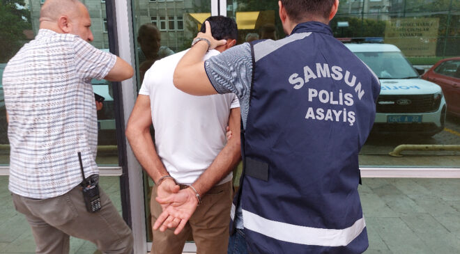 Samsun’da borcuna karşılık çaldığı araçla kaçmaya çalıştı: Kovalamaca sonucu yakalandı