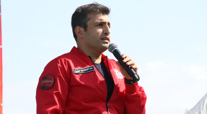 Selçuk Bayraktar 30 Ağustos’a işaret etti: Büyük bir sürprizimiz olacak