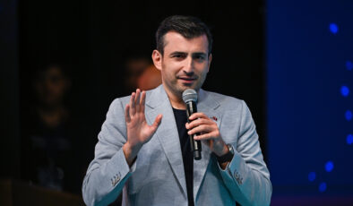 Selçuk Bayraktar davet yaptı: Önderler, NEXT Sosyal’e katılmaya başladı