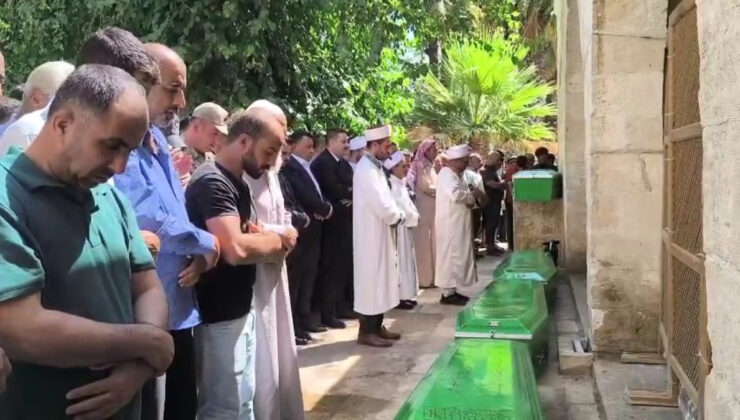 Sivas’taki feci kazada can veren 4 tarım çalışanı toprağa verildi