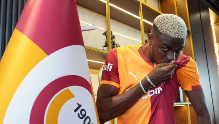 Victor Osimhen: Çok daha büyük başarılara imza atacağımıza inanıyorum