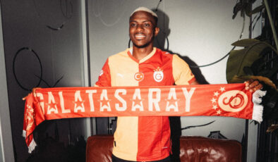 Victor Osimhen transferi dünya basınında gündem oldu