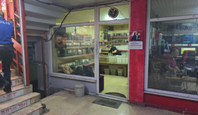 Zonguldak’ta çocuk hırsızlar evvel selfi çekti sonra dükkanı soydu