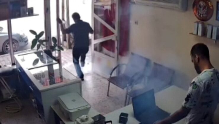 Adana’da tamir edilen telefonun bataryası alev aldı