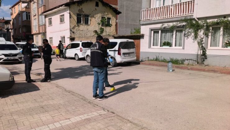 Bursa’da silahlı arbedeye karıştı: Polis, çatıda yakaladı