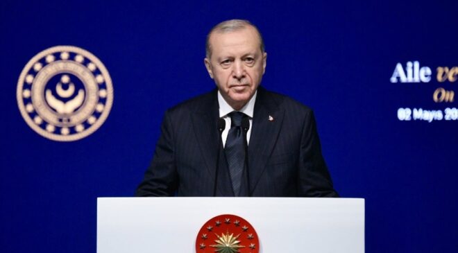 Cumhurbaşkanı Erdoğan’dan Anneler Günü iletisi