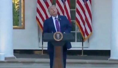 Donald Trump’ın panik anları: Kuşu taarruz ‘drone’u sandı