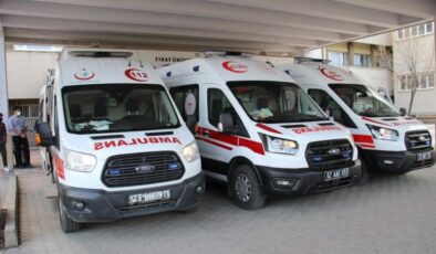 Elazığ’da boş sanılan tabanca ateş aldı: 19 yaşındaki genç ağır yaralandı