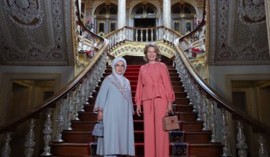 Emine Erdoğan, Belçika Kraliçesi Mathilde’yle bir ortaya geldi