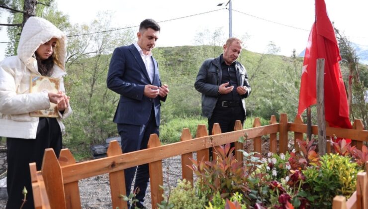 Kahramanmaraş’taki okul akınında ölen Ayla Öğretmen’in oğlu: Anneler Günü’ne buruk girdik