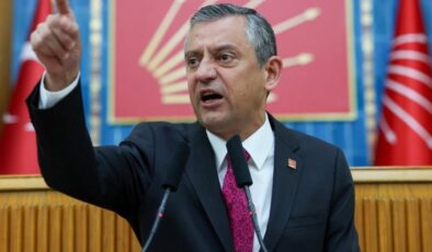 Özgür Özel “Deniz Gezmiş” için “şehit dedi: Mezarı başında andık