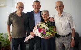 Özgür Özel’den Anneler Günü’nde duygusal ziyaretler