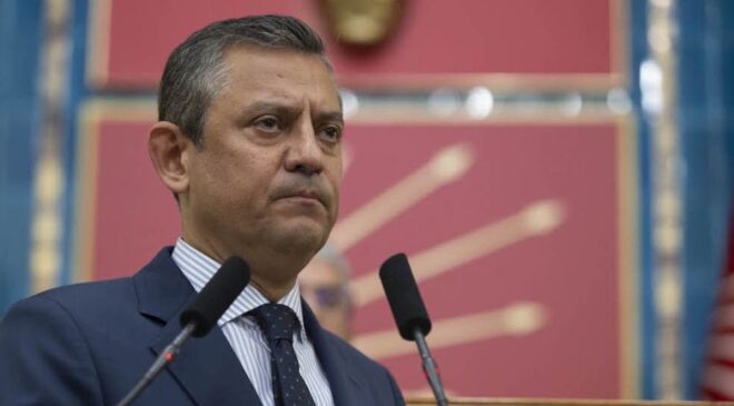 Özgür Özel’den ikinci ileti olayı: Bu sefer Burcu Köksal’a attı