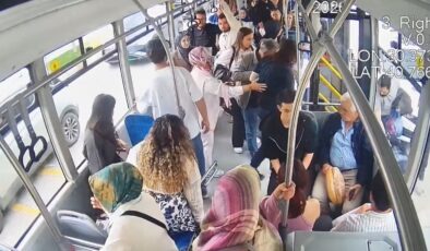 Sakarya’da yolcu kalp krizi geçirdi: Sürücü hastaneye yetiştirdi