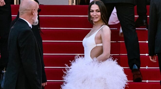 Türk oyuncular Cannes Sinema Şenliği’nde uzunluk gösterdiler: Hande Erçel ve Demet Özdemir’in şıklık yarışı