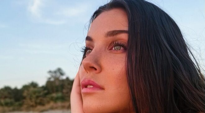 Uzak Şehir’in Pakize’si Yaren Güldiken annesini paylaştı