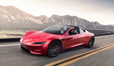 Yeni Tesla Roadster geliyor: Patent başvurusu yapıldı